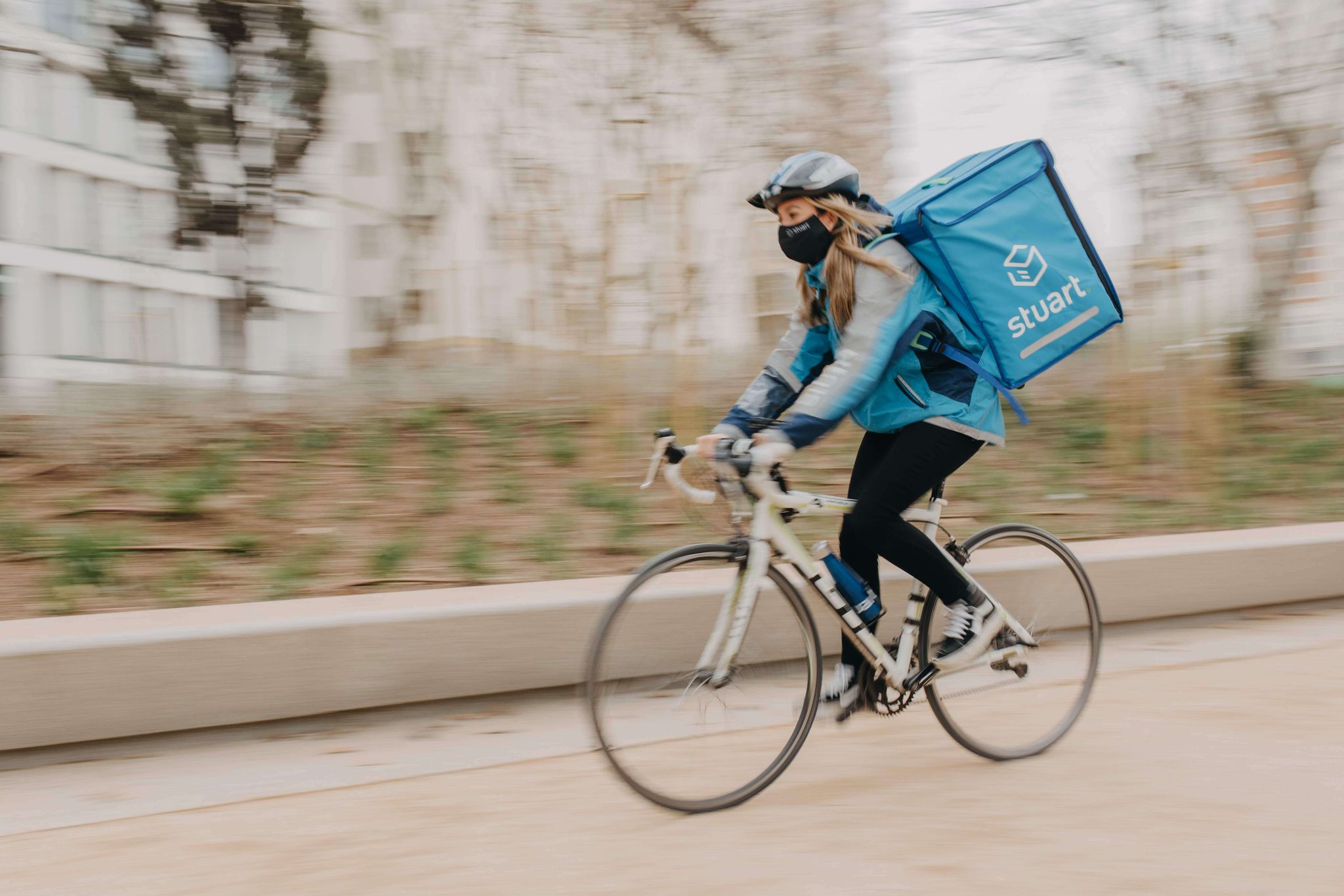 fast delivery retail